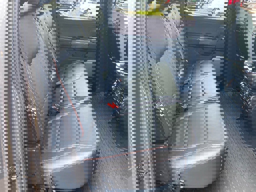 Used 2023 Ford F150 Lariat w/ Equipment Group 502A High image 27