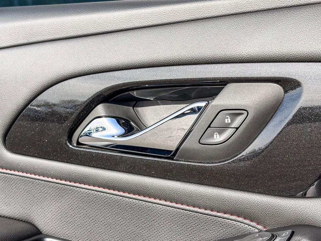 Certified 2023 Chevrolet Traverse RS image 46