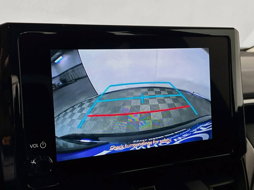 Used 2025 Toyota Corolla LE FWD image 12