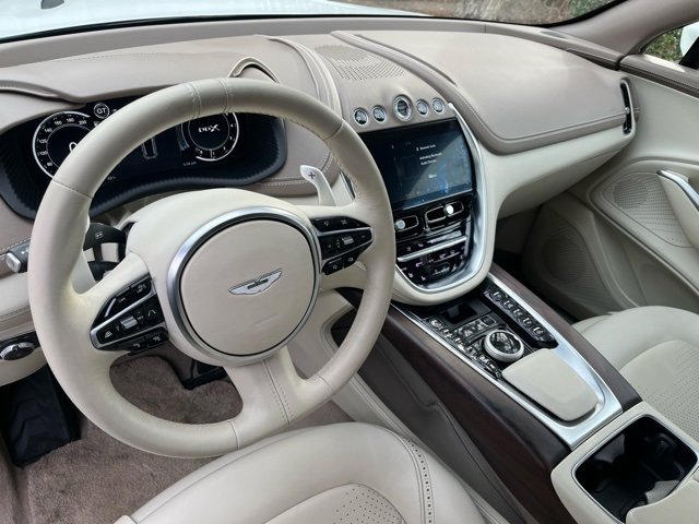 Used 2021 Aston Martin DBX image 5