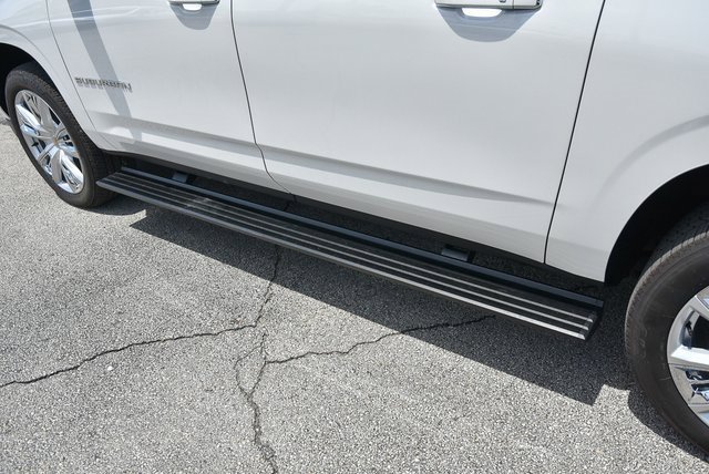 Used 2024 Chevrolet Suburban High Country image 7