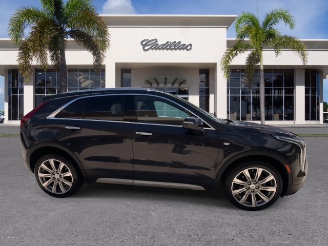 Certified 2023 Cadillac XT4 Premium Luxury w/ Technology Package FWD image 16