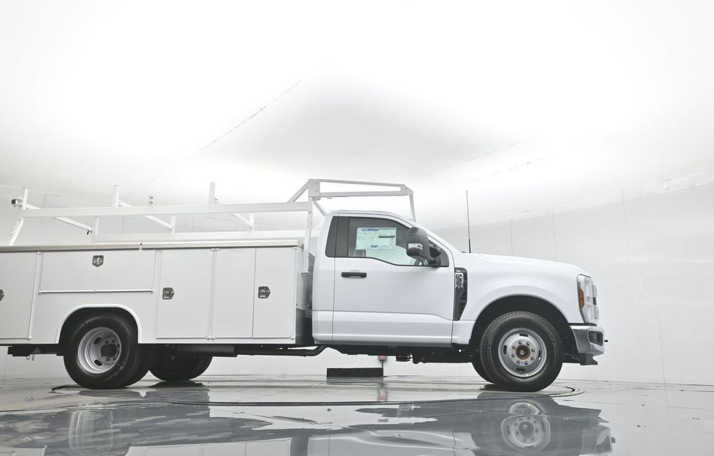 New 2026 Ford F350 XL w/ XL Chrome Package RWD image 47
