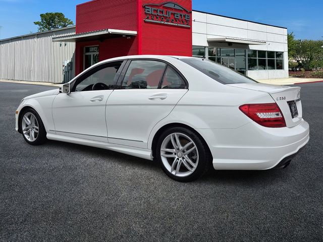 Used 2014 Mercedes-Benz C 250 Sedan image 3
