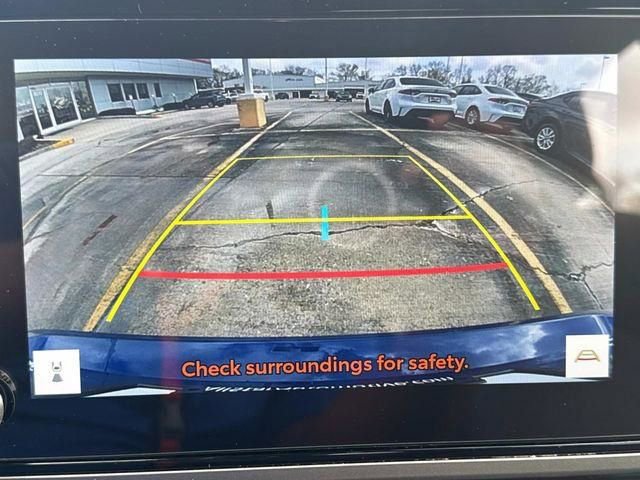 Used 2025 Toyota Camry SE w/ Convenience Package image 77