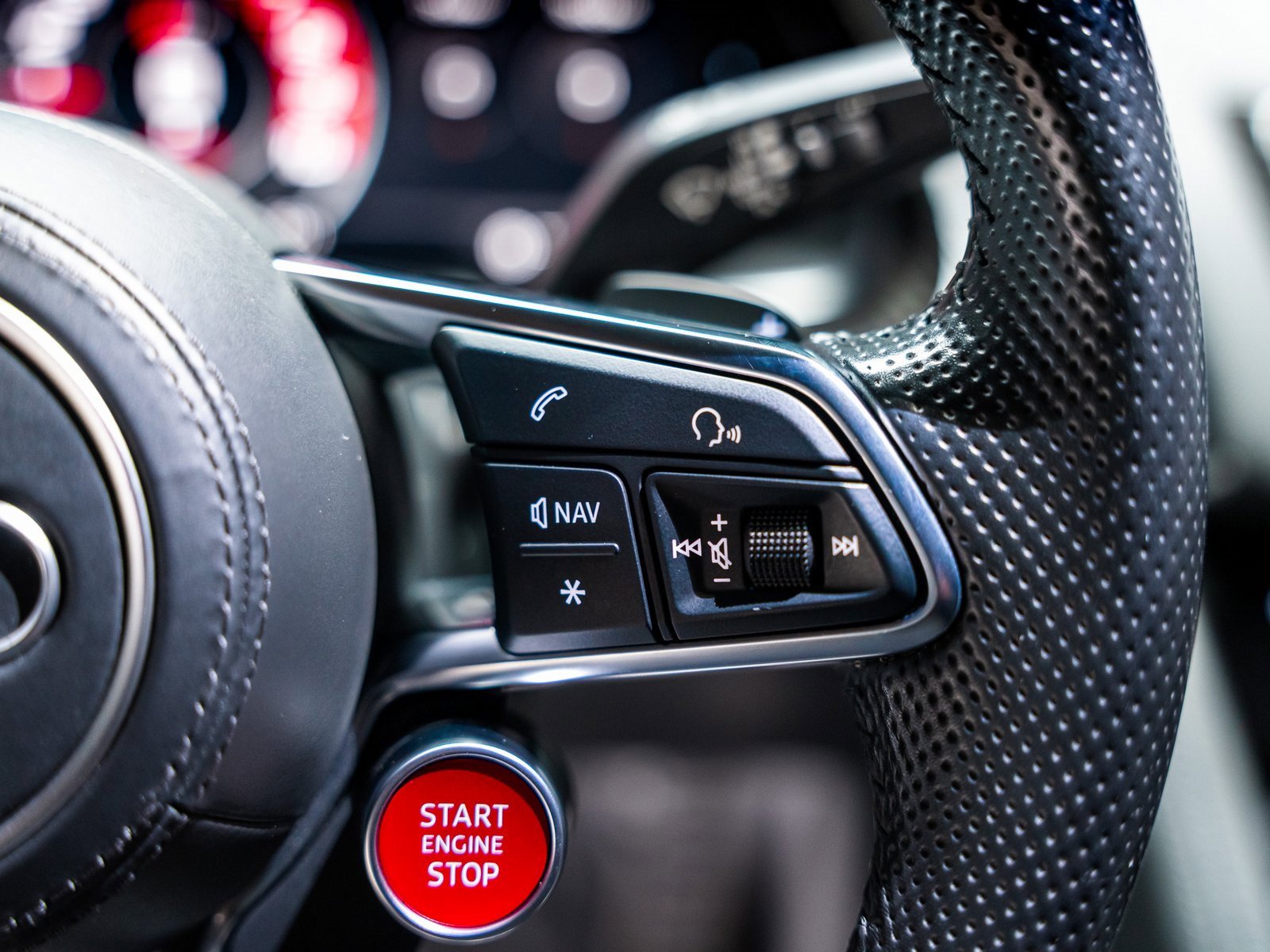 Used 2018 Audi R8 V10 w/ Premium Package image 57