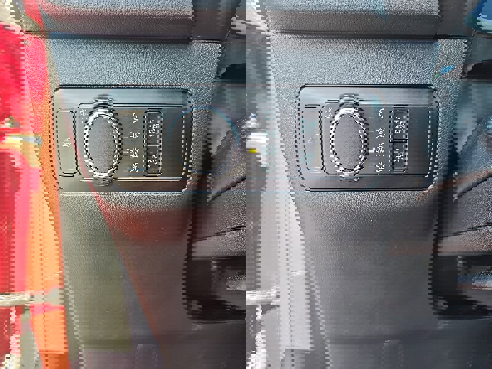 Used 2023 Ford Escape ST-Line w/ Tech Pack #1 image 29