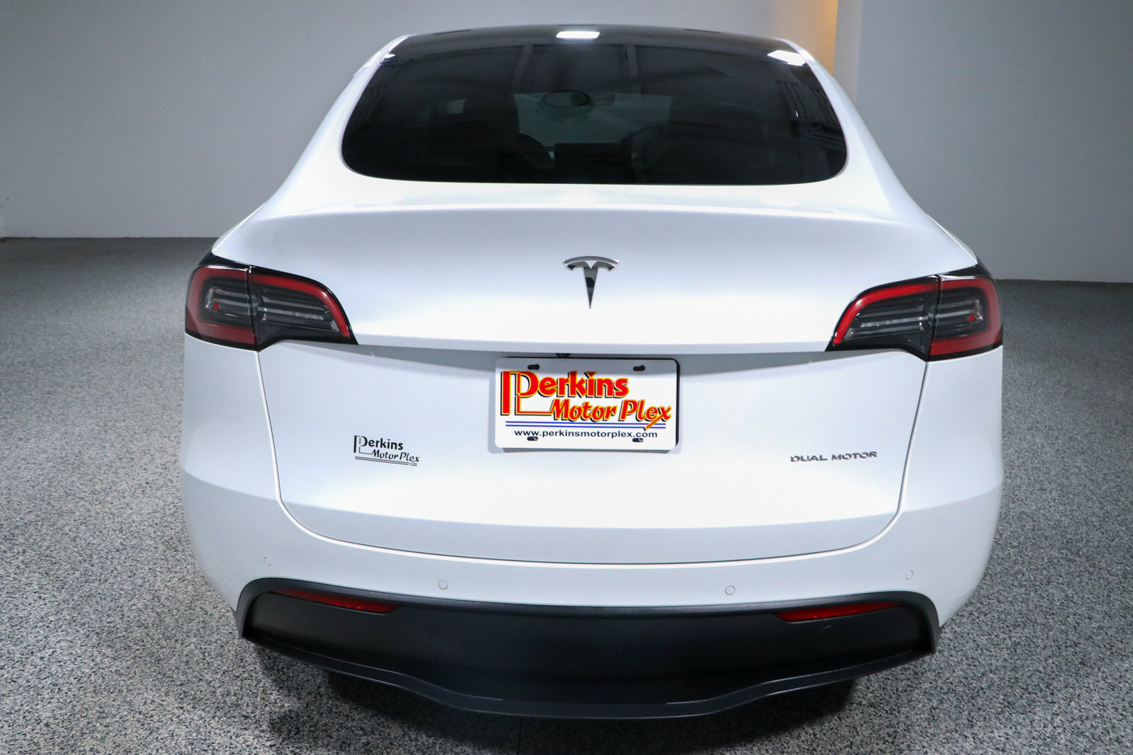 Used 2022 Tesla Model Y Long Range AWD/4WD image 8