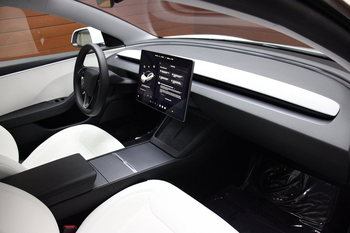 Used 2024 Tesla Model 3 Long Range RWD image 26