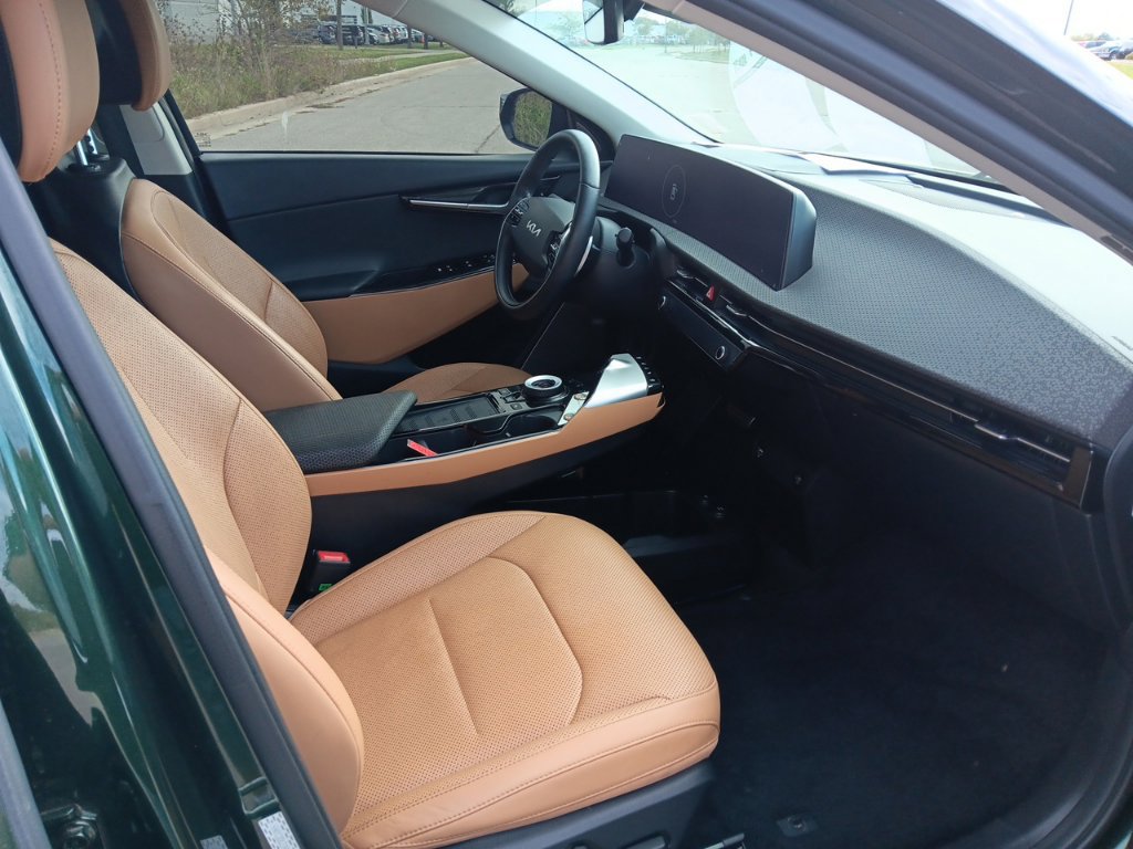 Used 2023 Kia EV6 GT-Line AWD/4WD image 23