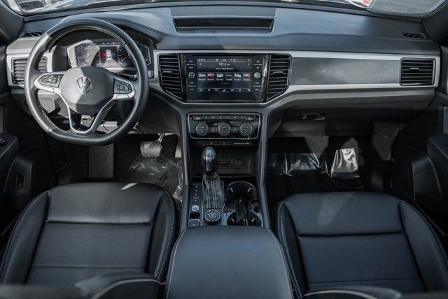 Used 2021 Volkswagen Atlas Cross Sport SEL image 22