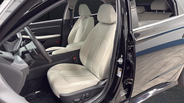 Used 2025 Hyundai Sonata SEL FWD image 9