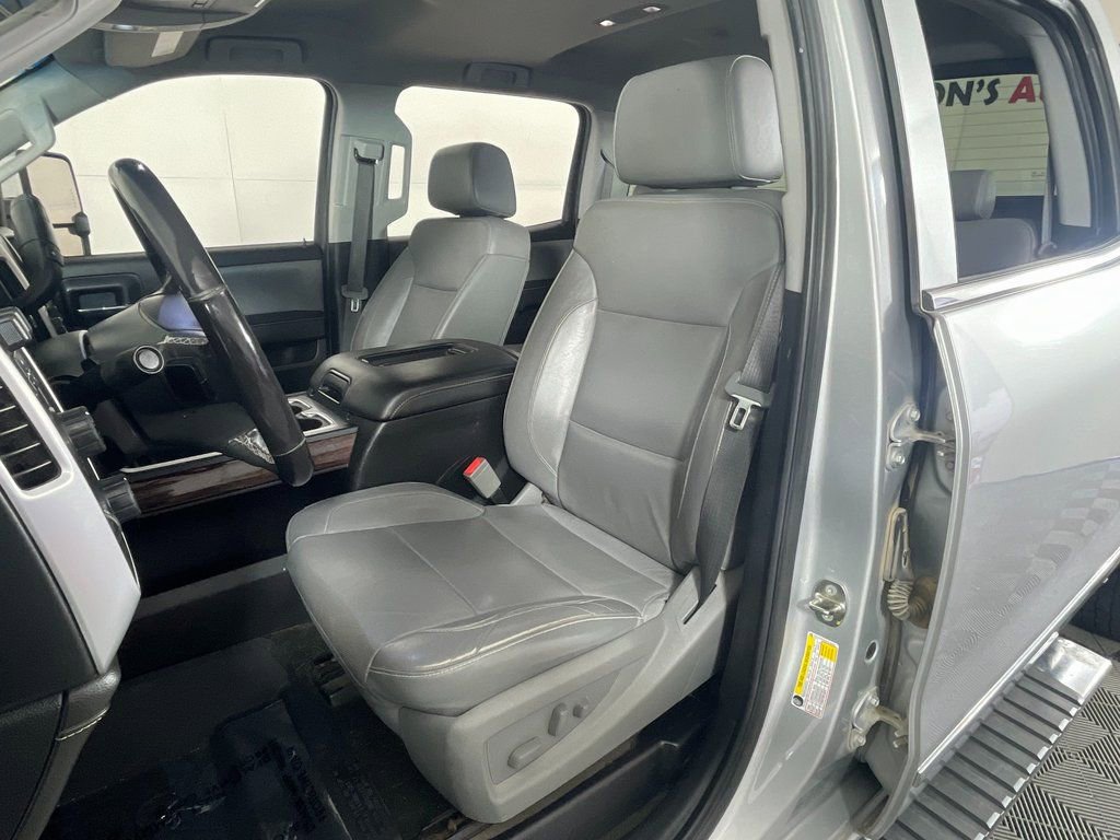 Used 2018 GMC Sierra 2500 SLT w/ Duramax Plus Package image 23
