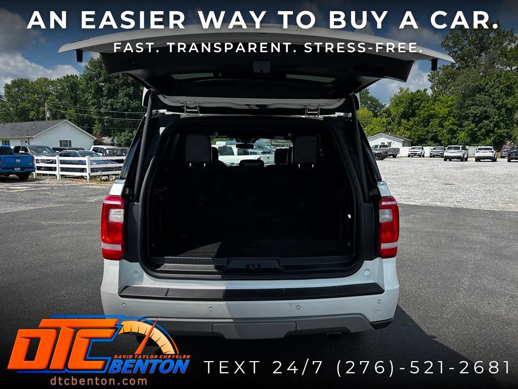Used 2020 Ford Expedition XLT w/ Equipment Group 202A AWD/4WD image 29