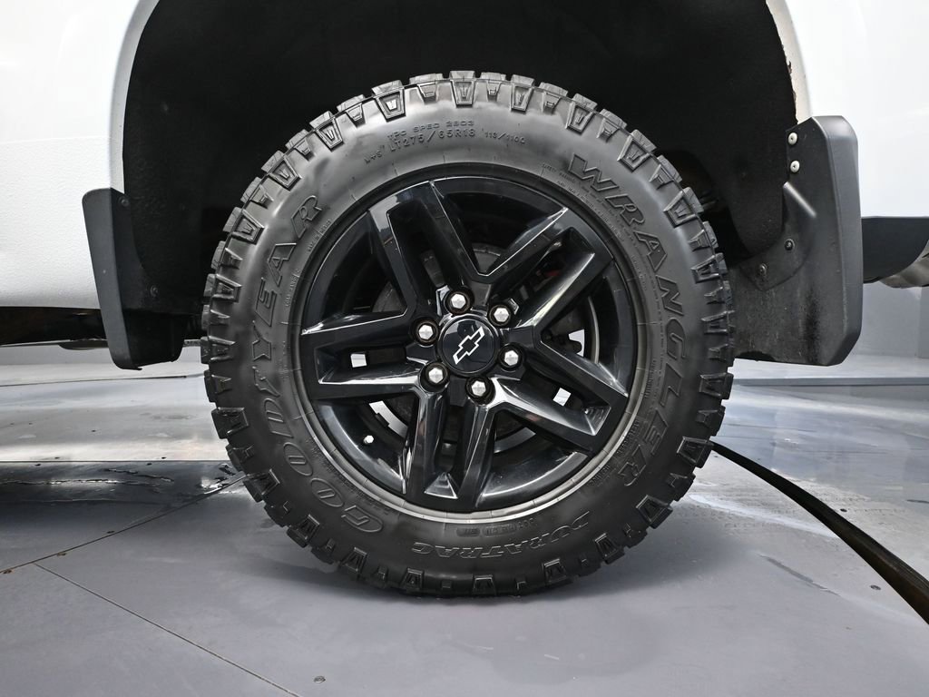 Used 2021 Chevrolet Silverado 1500 LT Trail Boss w/ Bed Protection Package image 16