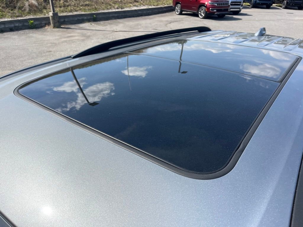 New 2025 GMC Acadia Elevation w/ Elevation Premium Package image 20