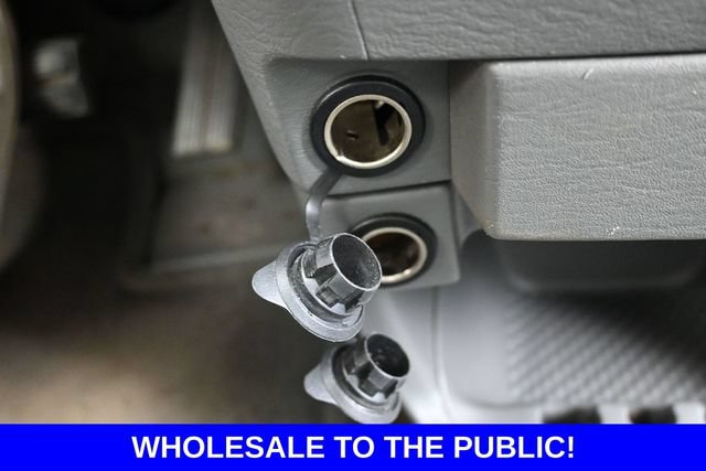 Used 2006 Dodge Grand Caravan SXT FWD image 27