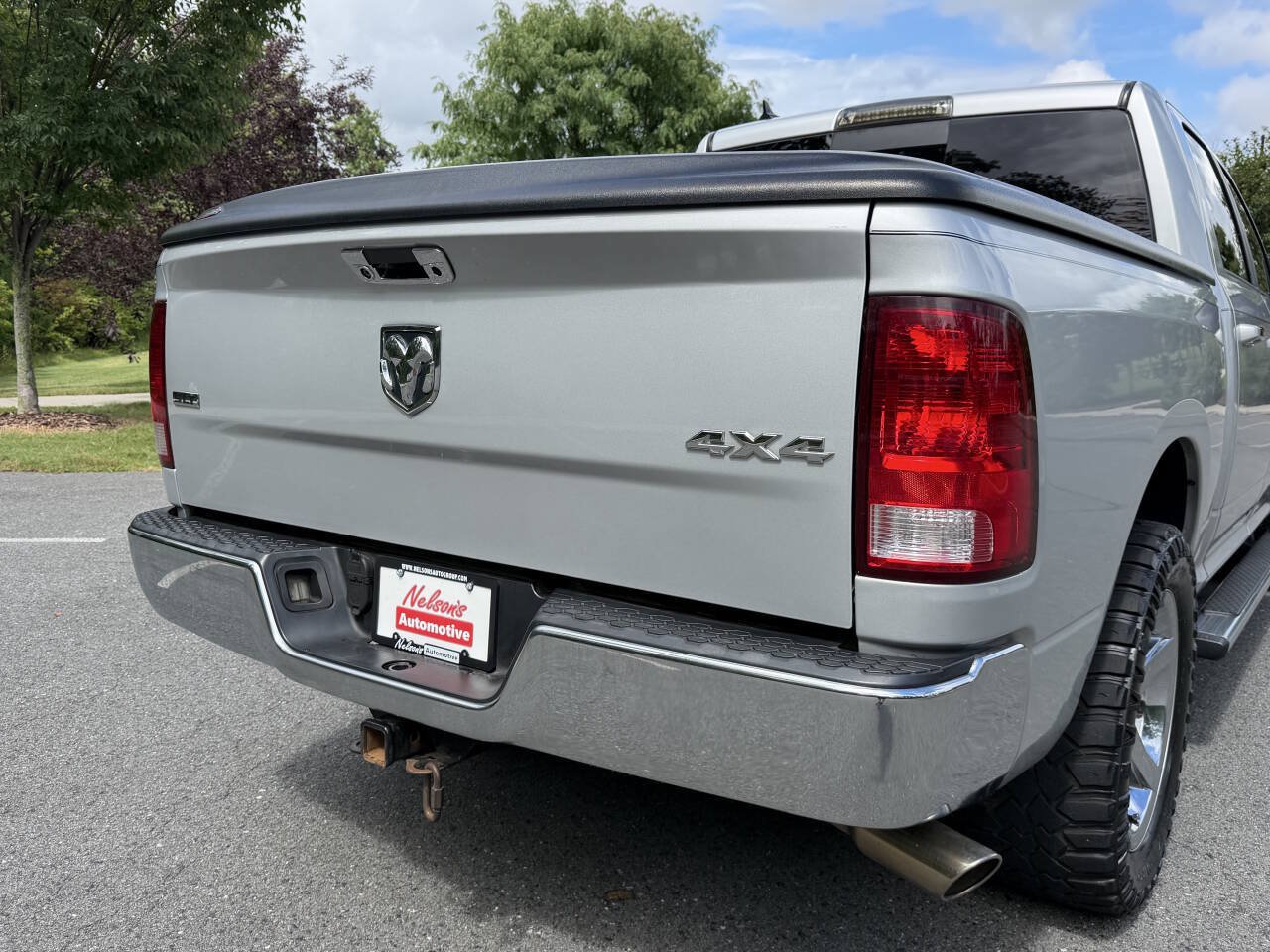 Used 2016 RAM 1500 Classic SLT AWD/4WD image 5