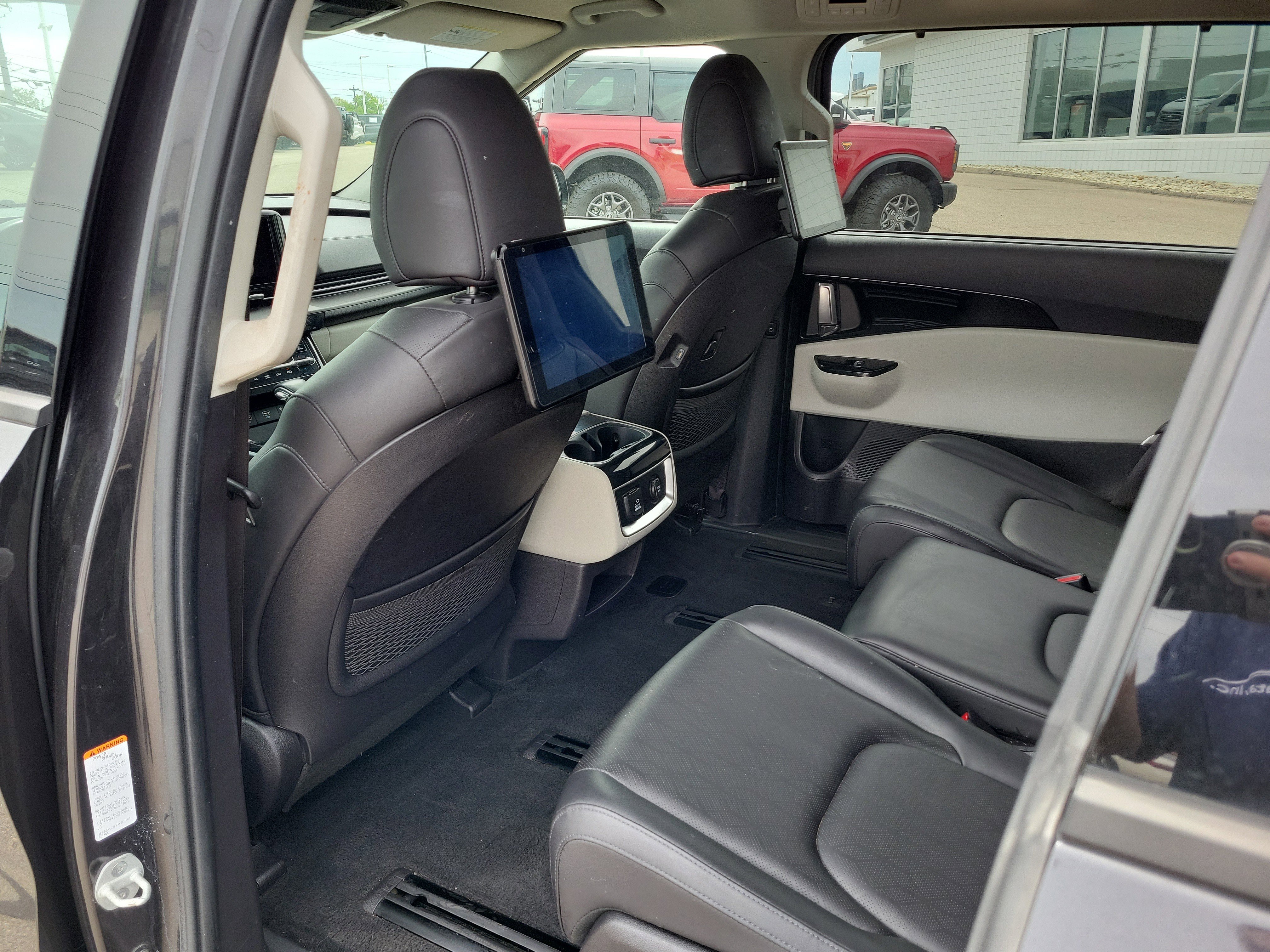 Used 2022 Kia Carnival SX FWD image 13