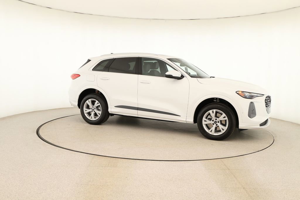 New 2025 Audi Q5 Premium image 9