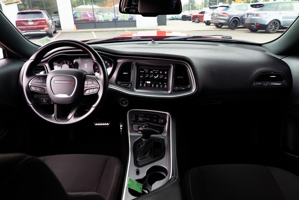 Used 2021 Dodge Challenger R/T w/ Driver Convenience Group image 9