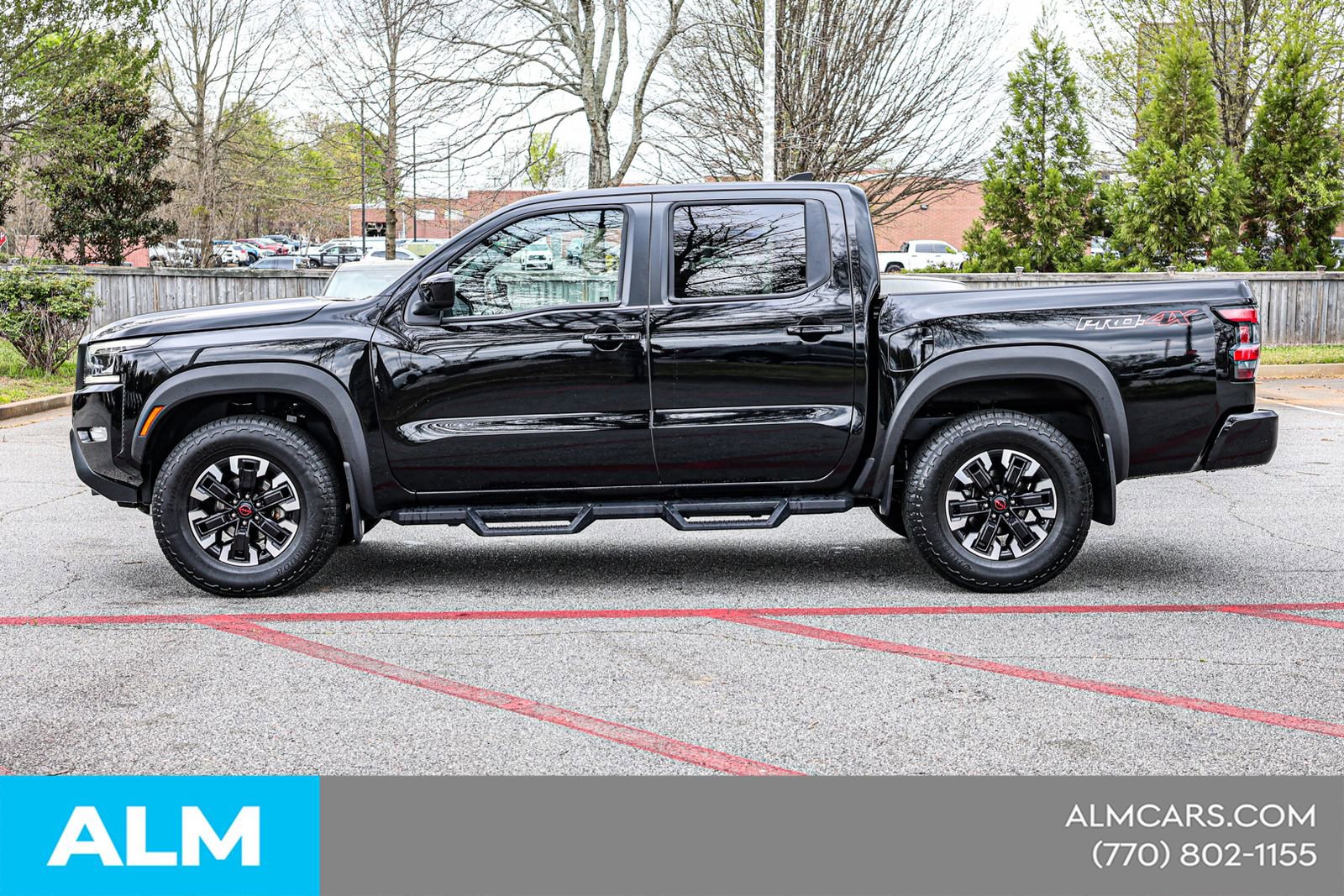 Used 2024 Nissan Frontier PRO-4X w/ Technology Package image 10