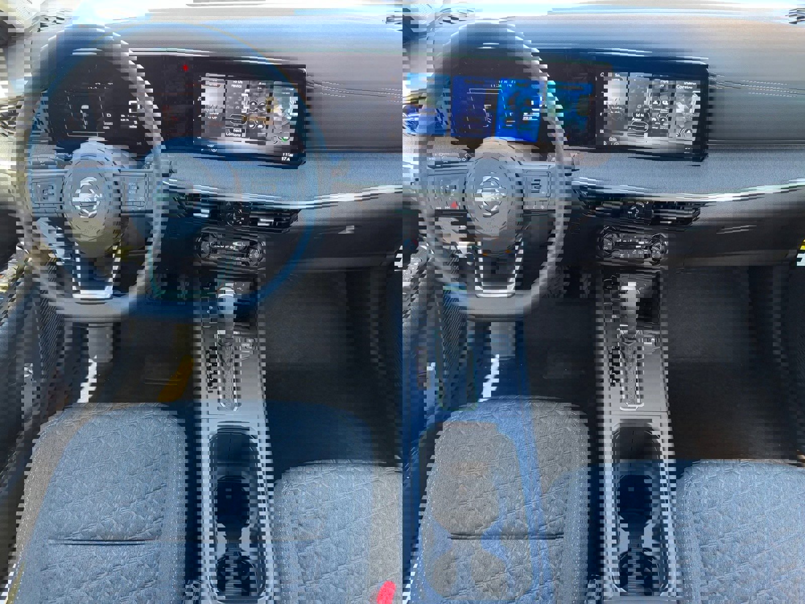 New 2026 Nissan Kicks SV w/ SV Premium Package image 13