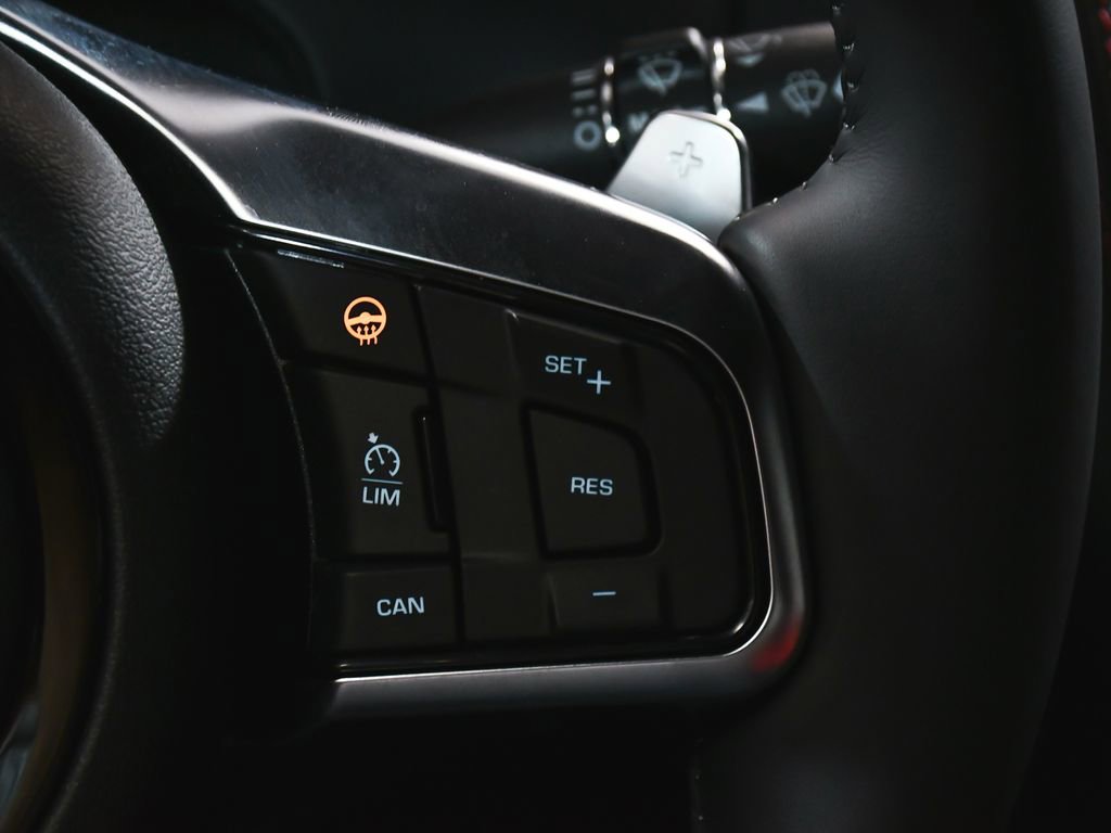 Used 2024 Jaguar F-TYPE R-Dynamic RWD image 37
