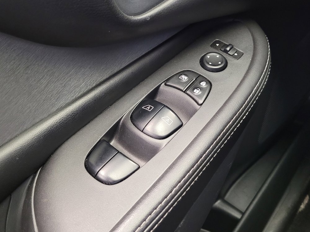 Used 2019 Nissan Murano SV image 27