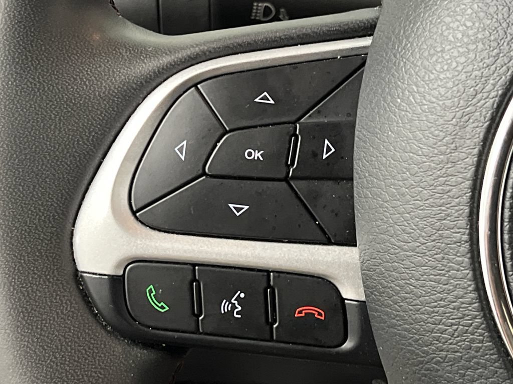 Used 2023 Jeep Renegade Trailhawk AWD/4WD image 44