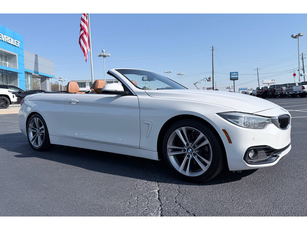 Used 2018 BMW 430i Convertible image 2