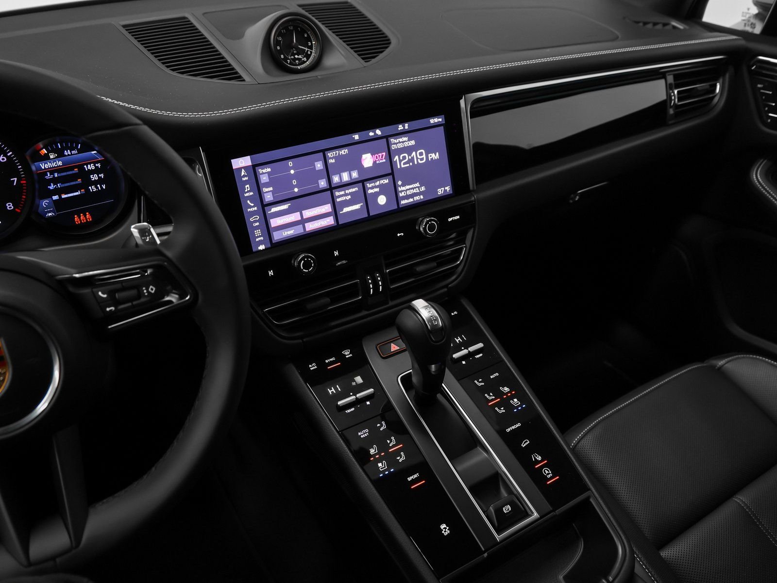 New 2026 Porsche Macan image 35