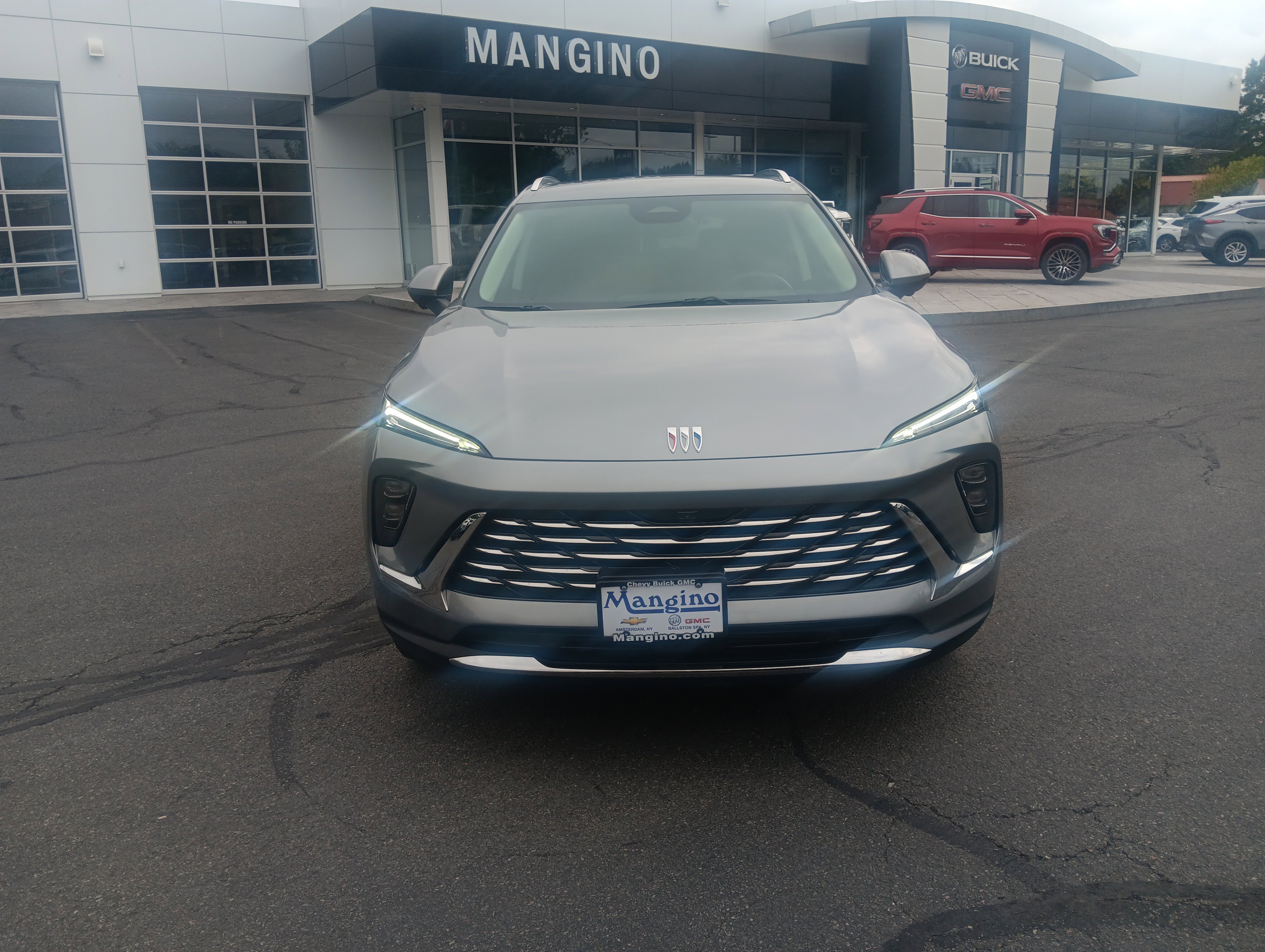 Used 2024 Buick Envision Preferred image 10