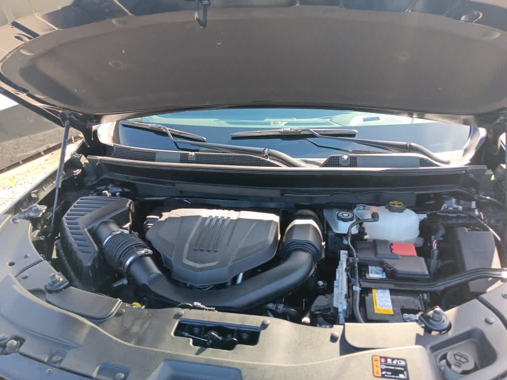 Used 2024 Chevrolet Traverse RS AWD/4WD image 36