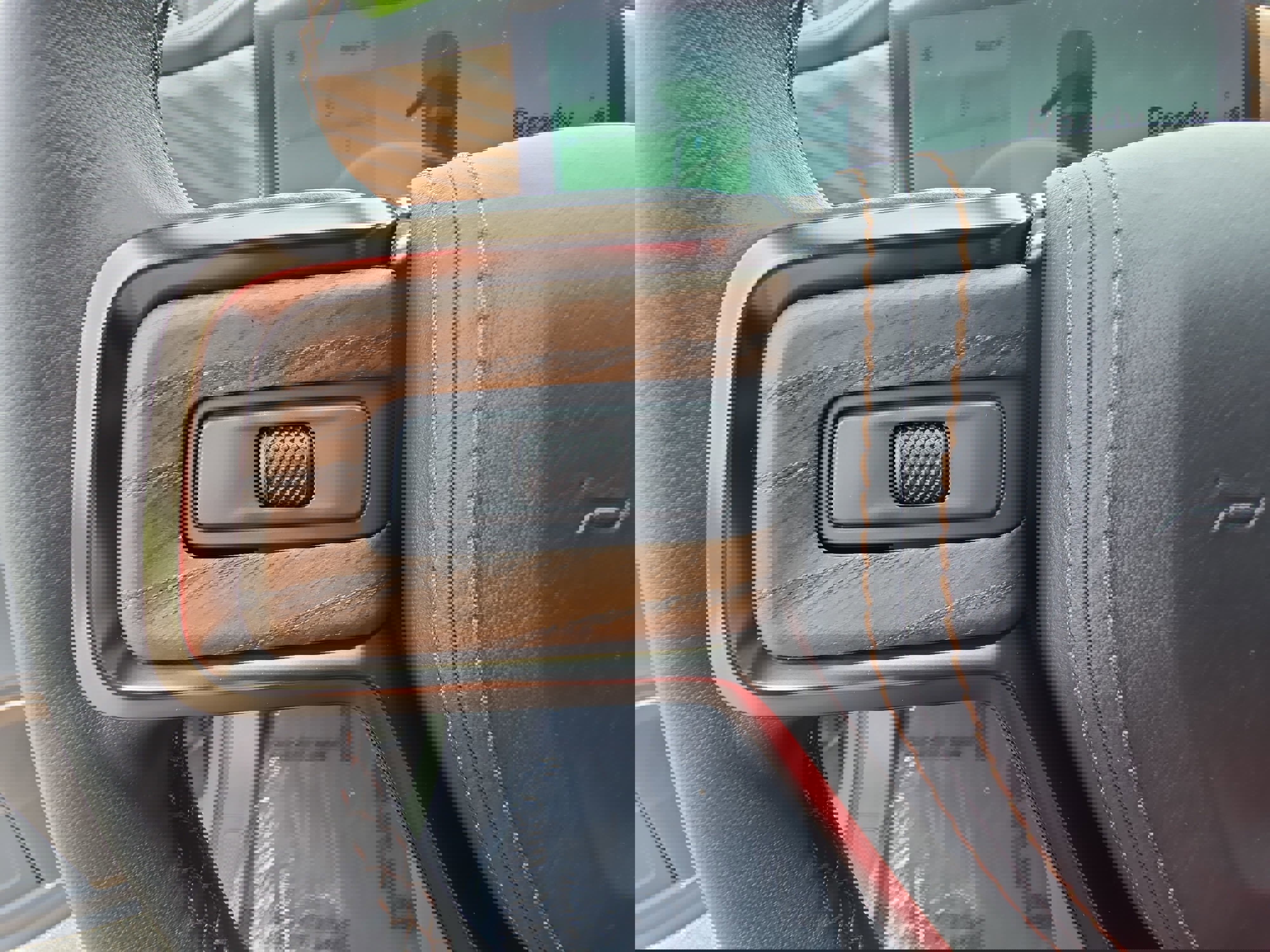 Used 2026 Rivian R1T Premium AWD/4WD image 17