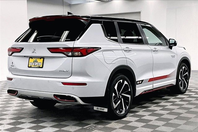 Used 2024 Mitsubishi Outlander Ralliart image 12