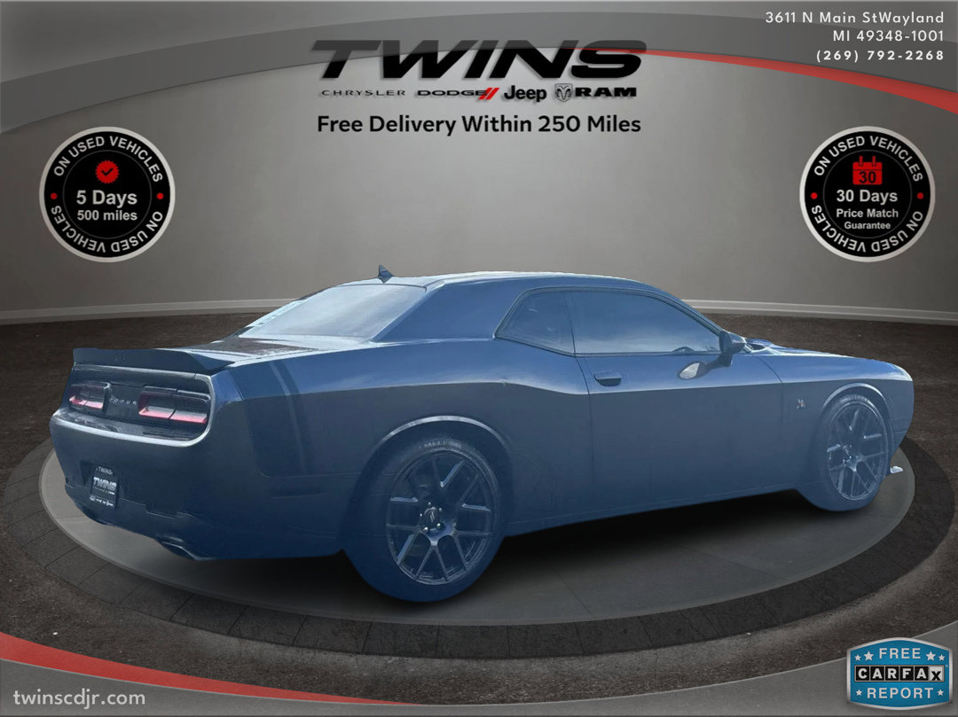 Used 2017 Dodge Challenger R/T Scat Pack image 3
