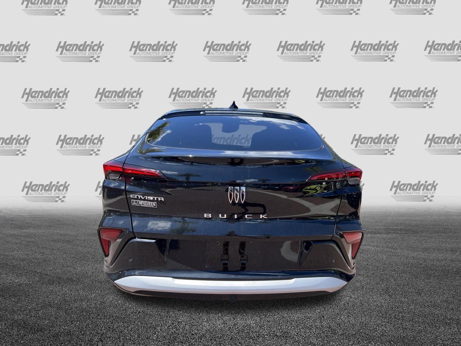 Used 2025 Buick Envista Sport Touring w/ Convenience II Package FWD image 9