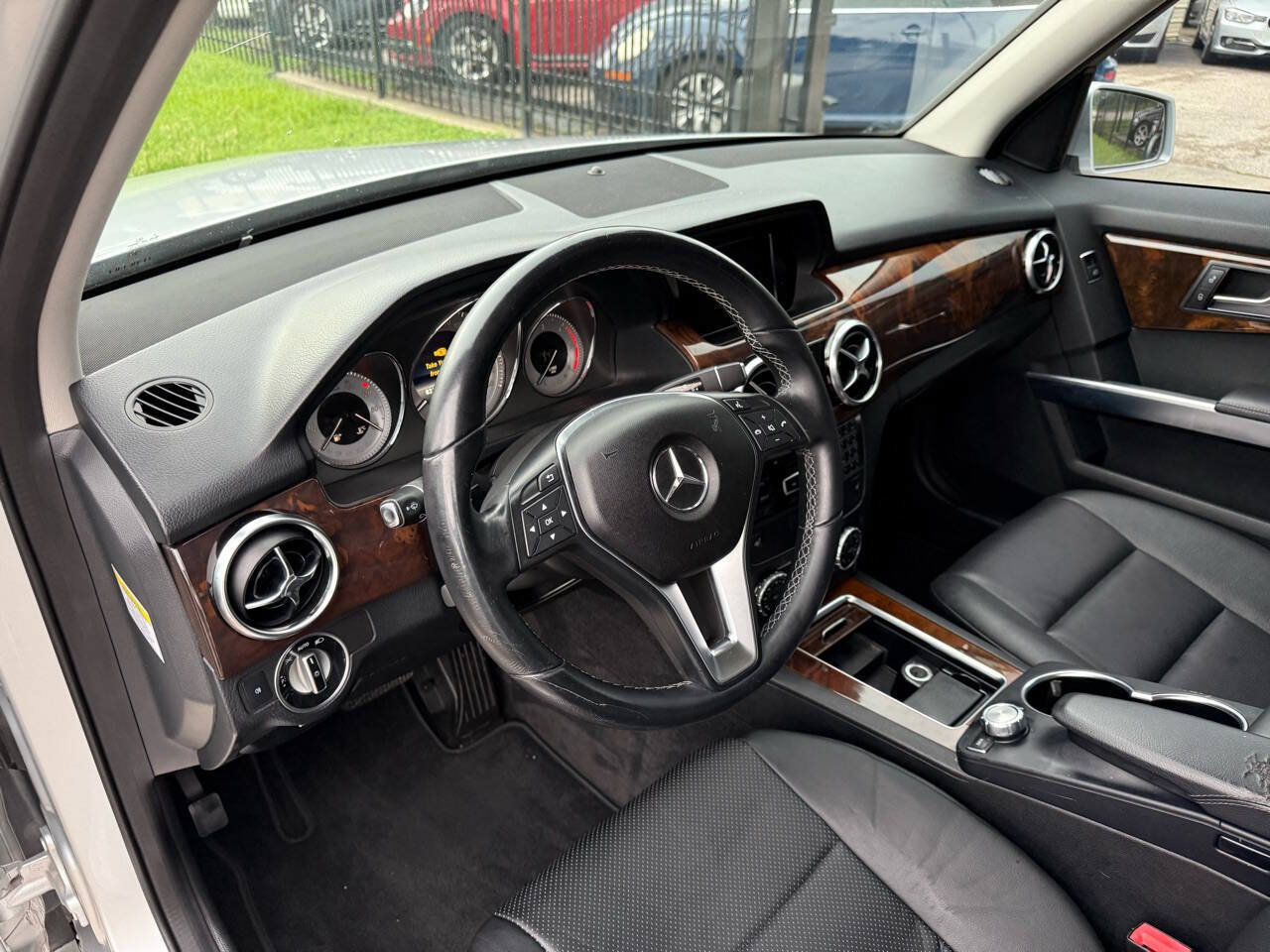 Used 2014 Mercedes-Benz GLK 250 BlueTEC 4MATIC image 19