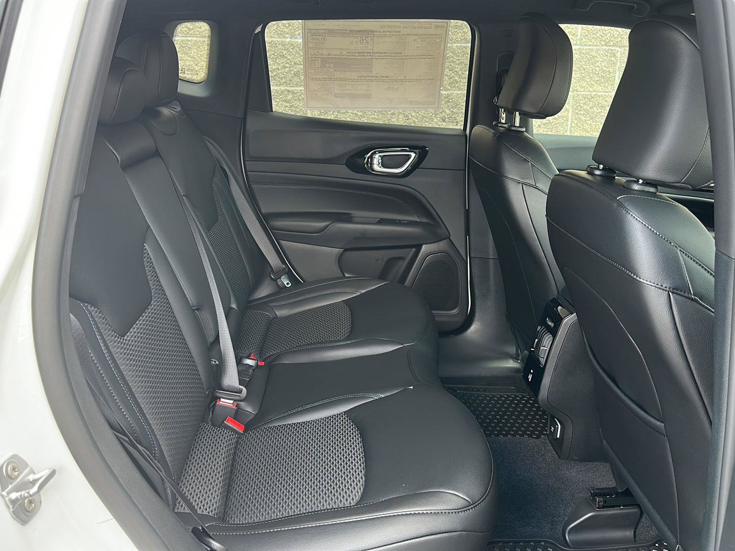 New 2026 Jeep Compass Latitude AWD/4WD image 22