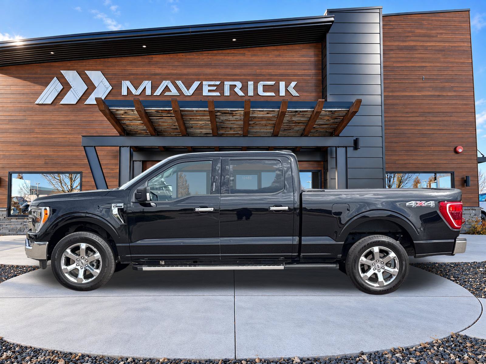 Used 2022 Ford F150 XLT w/ Equipment Group 302A High AWD/4WD image 15