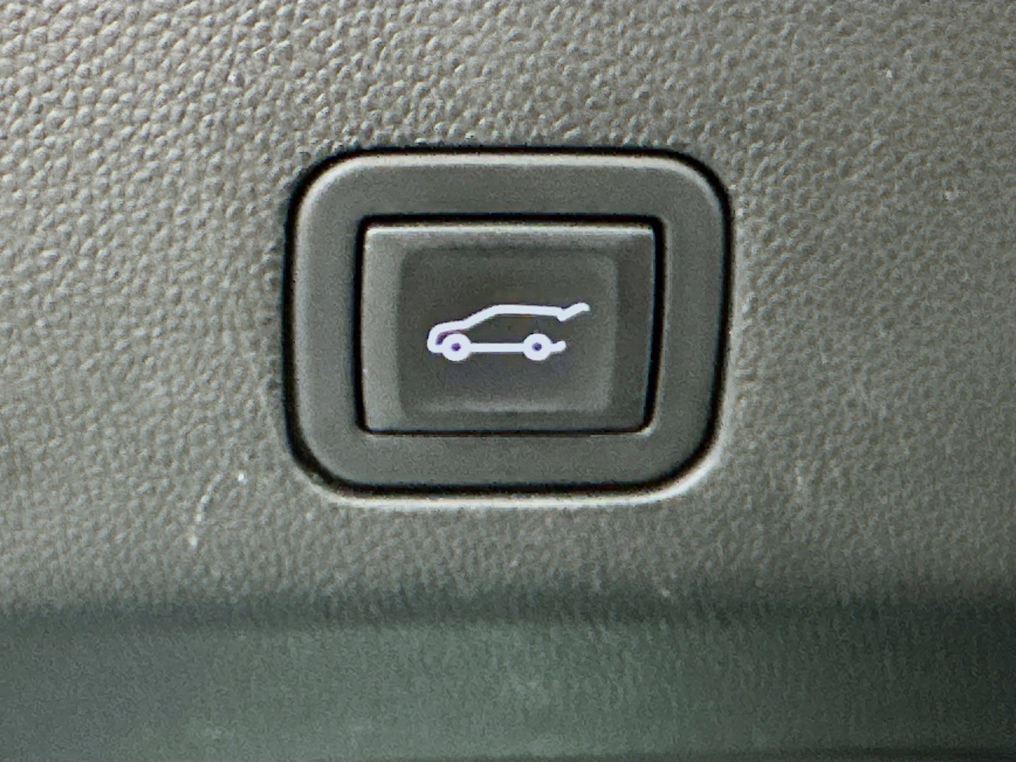 Used 2024 Chevrolet Tahoe LT image 29