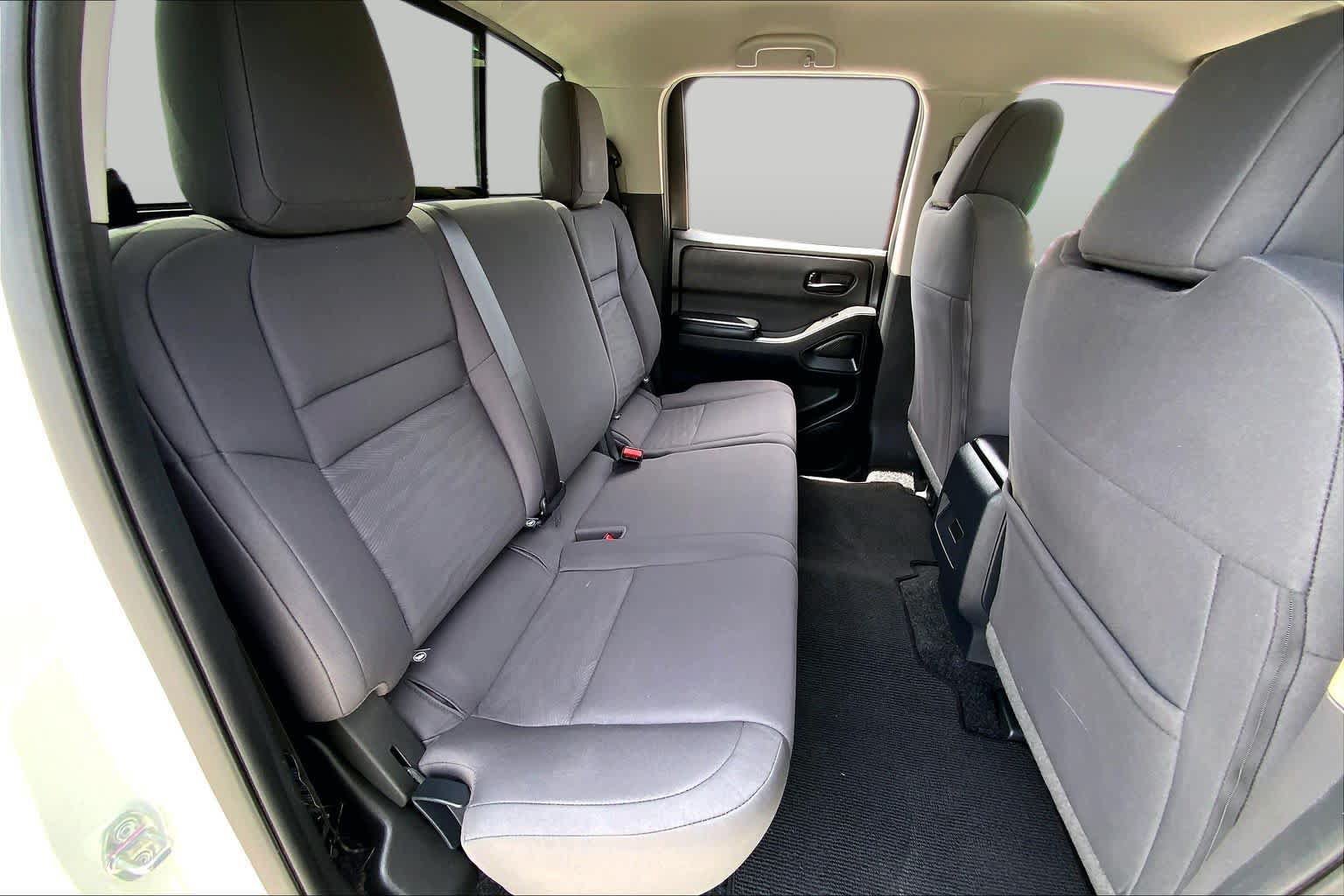 Used 2026 Nissan Frontier S RWD image 19