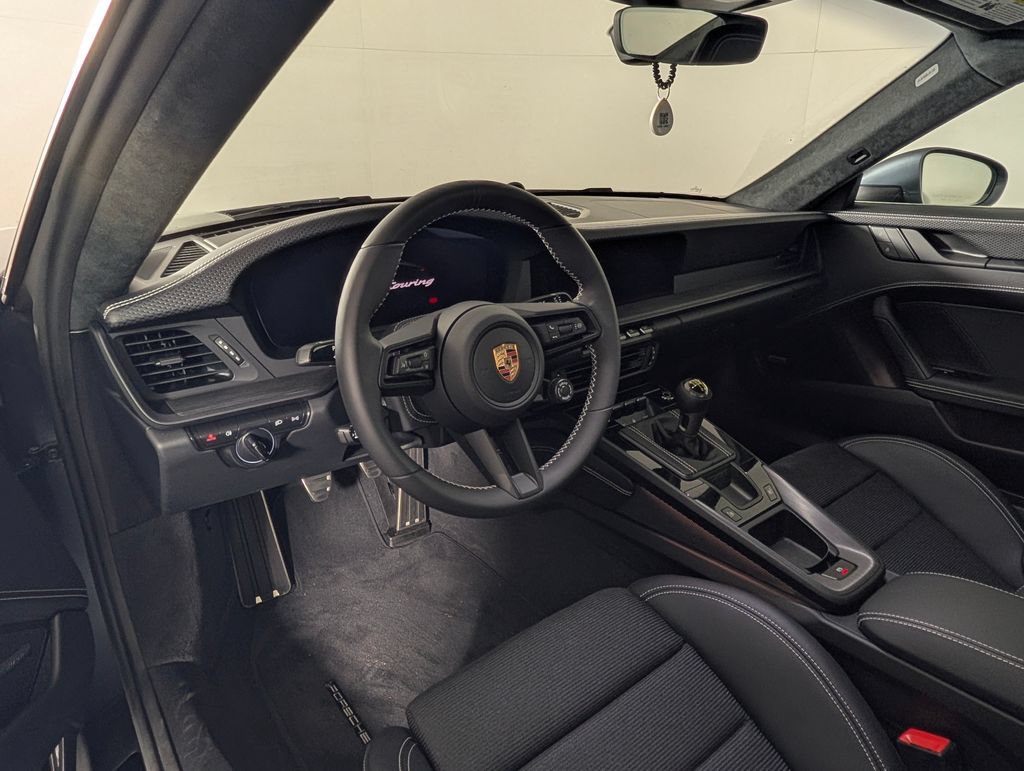 Certified 2026 Porsche 911 GT3 RWD image 3