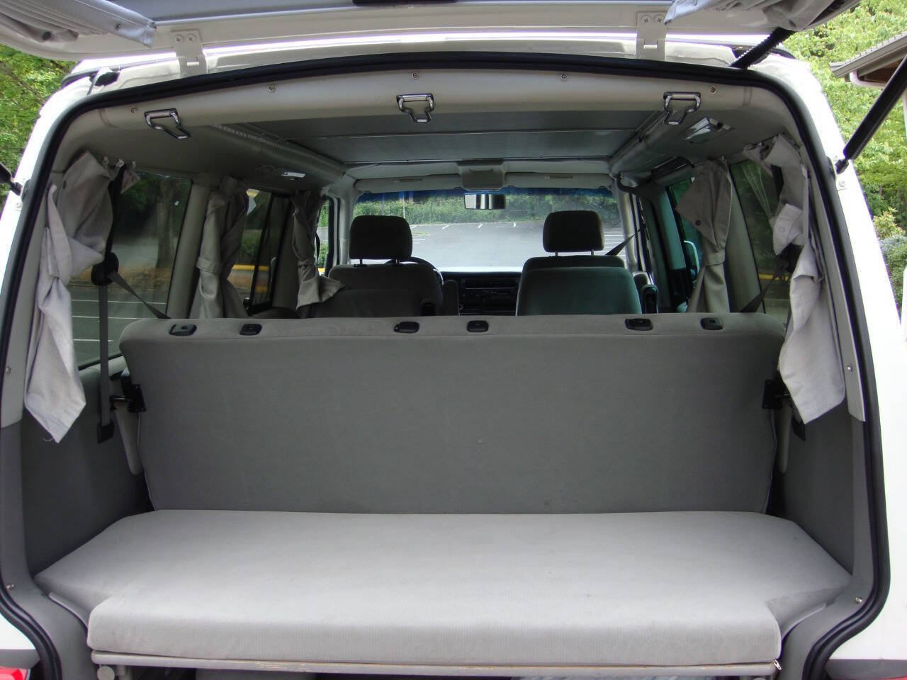 Used 2001 Volkswagen Eurovan FWD image 18