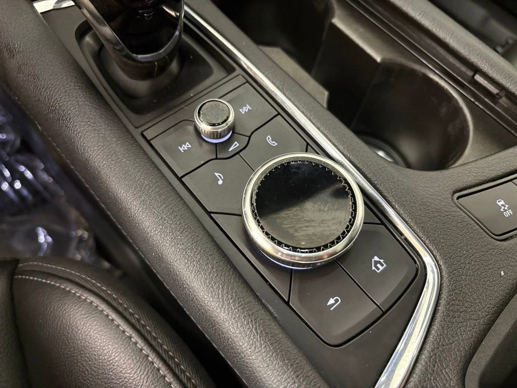 Used 2024 Cadillac XT6 Luxury image 34