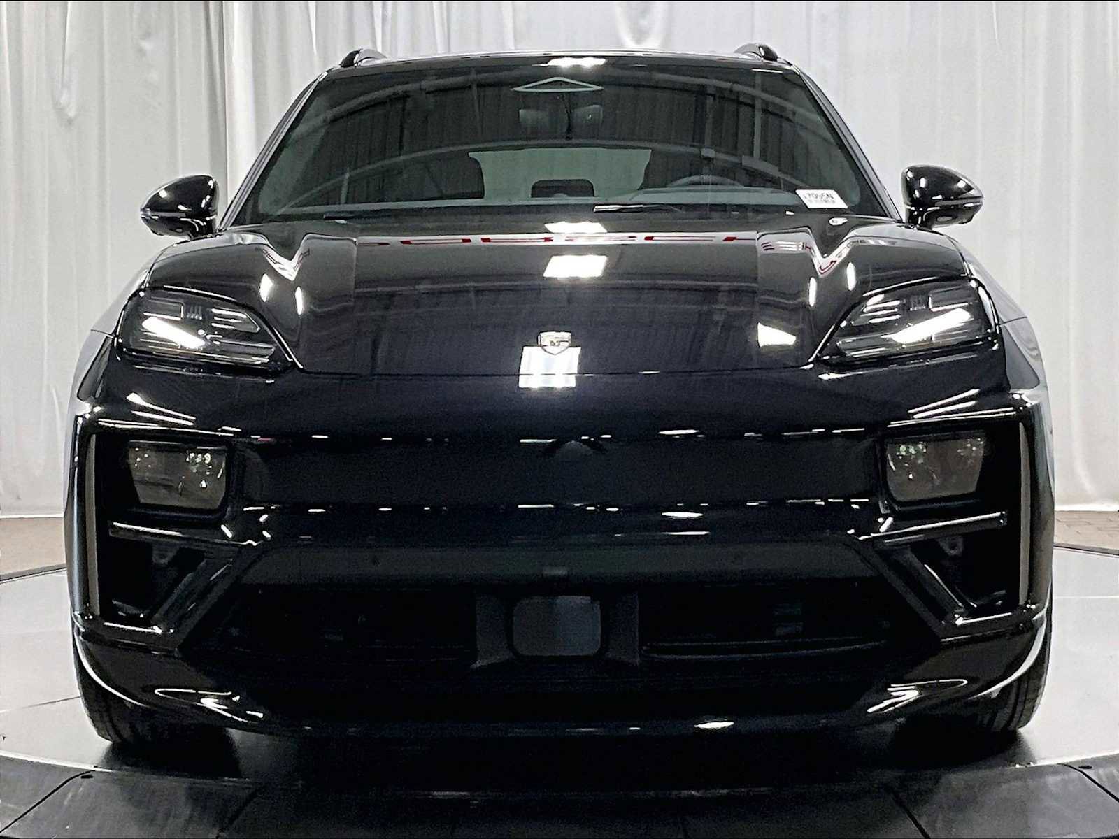 New 2026 Porsche Macan Turbo Electric image 10