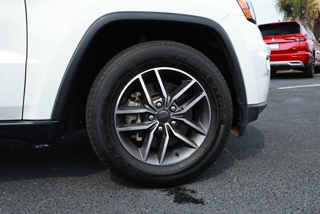 Used 2022 Jeep Grand Cherokee Limited RWD image 5