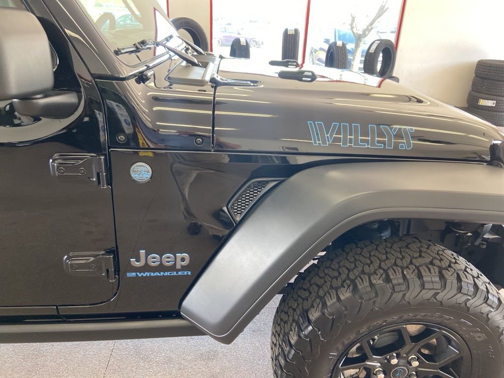 Certified 2025 Jeep Wrangler Unlimited Sport S 4xe AWD/4WD image 34