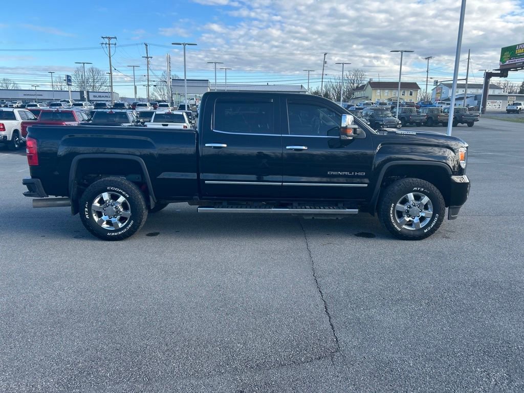 Used 2019 GMC Sierra 3500 Denali w/ Duramax Plus Package image 5